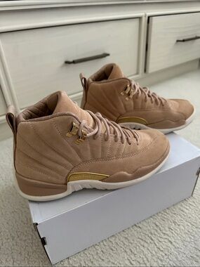 Air Jordan 12 Retro Women's Vacehetta Tan Metallic Gold Havanne Suede